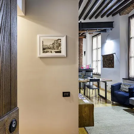 Lägenhet Alle Mura Del Molo By Wonderful Italy Genua