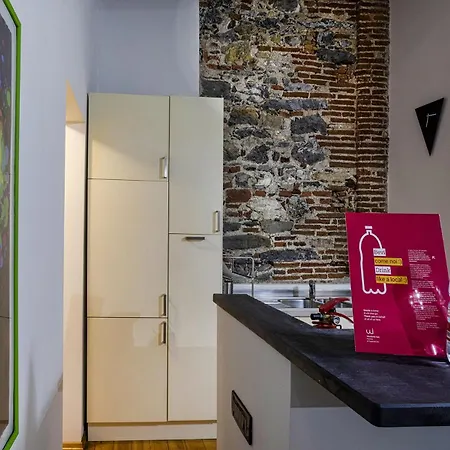 Apartment Alle Mura Del Molo By Wonderful Italy *